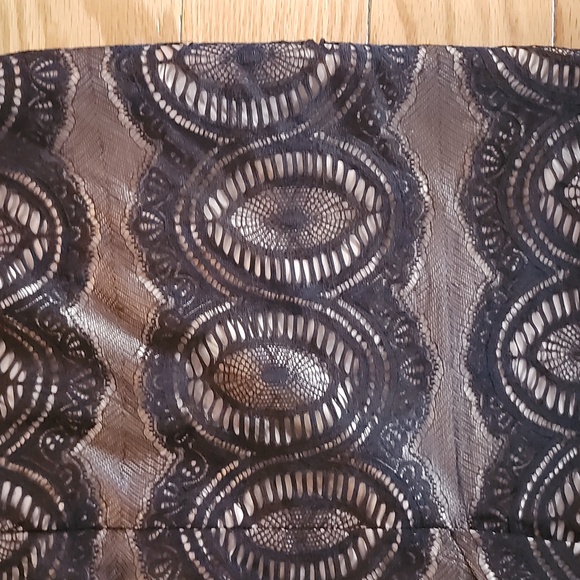 CACHE Lace Skirt Size 0 - Picture 4 of 12